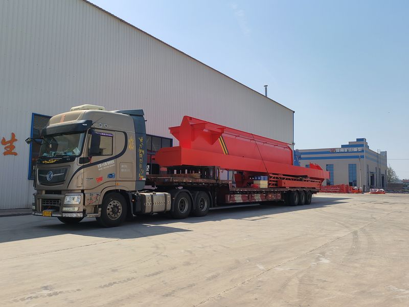 電動葫蘆門式起重機(jī) MHxh16t—32m 制作完成，發(fā)往新疆交付客戶使用。